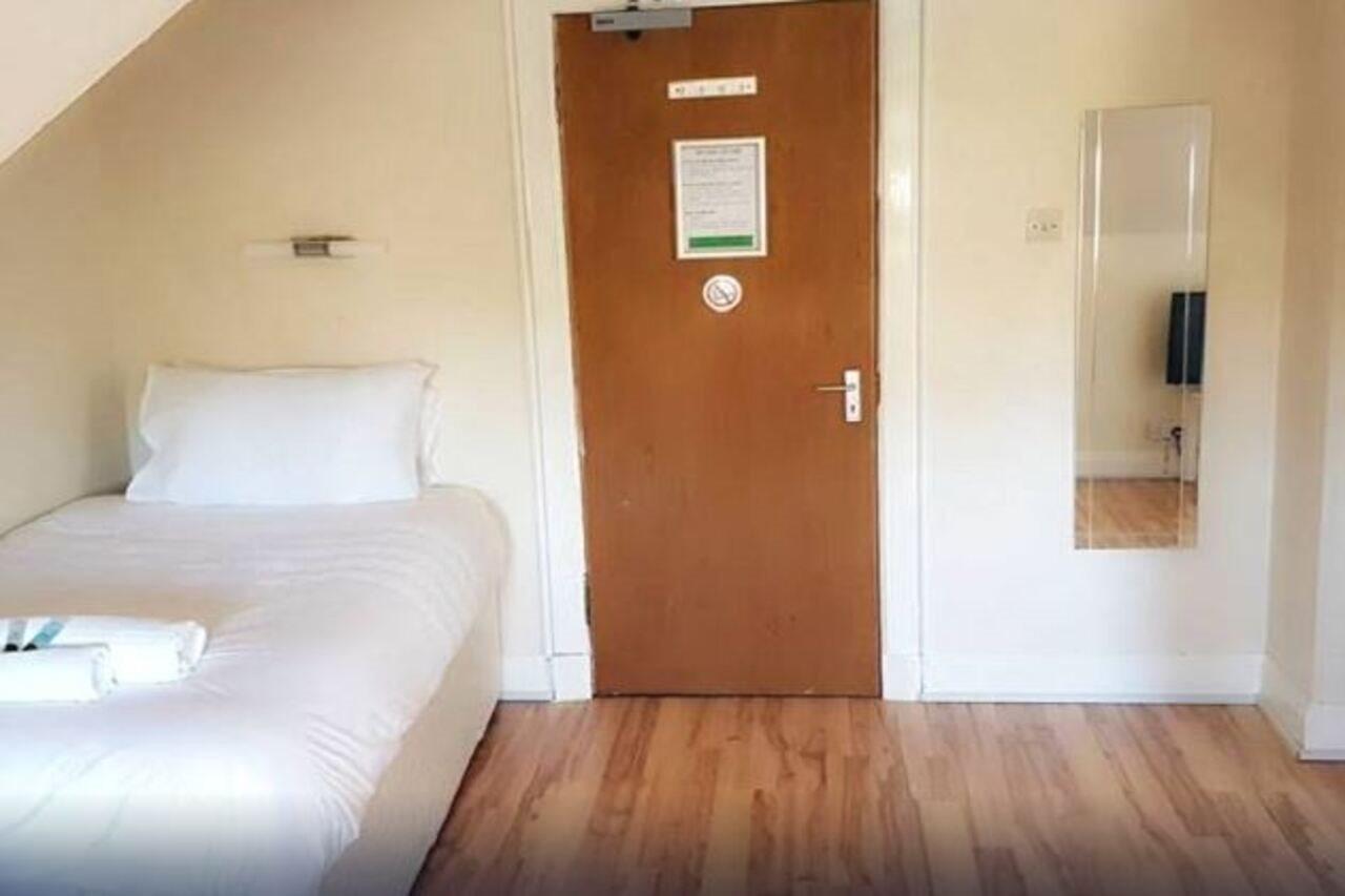 Oyo Gothenburg Hotel Dunfermline Ngoại thất bức ảnh